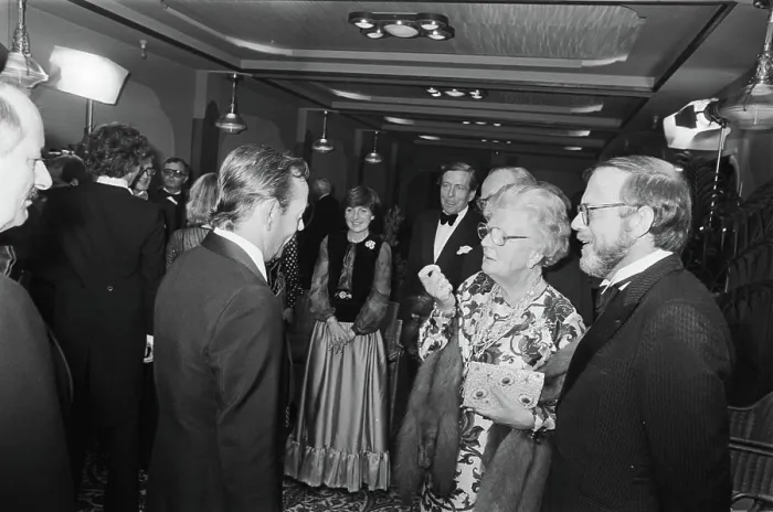 Framed Print : Anefo photo collection. Premiere film Soldaat van Oranje attended by royal family Framed Print : Anefo photo collection. Premiere film Soldaat van Oranje attended by royal family
