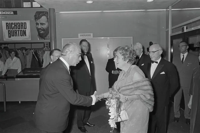 Framed Print : Anefo photo collection. Queen Juliana at Premiere van Film 'The Disted Feek' in cinema du Midi in Amsterdam Framed Print : Anefo photo collection. Queen Juliana at Premiere van Film 'The Disted Feek' in cinema du Midi in Amsterdam