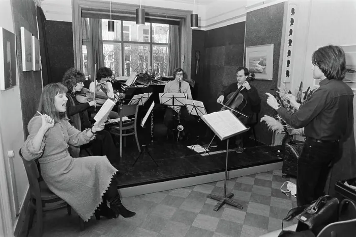 Framed Print : Anefo photo collection. Rehearsal of the Arcadi ensemble in the Suite building in Amsterdam