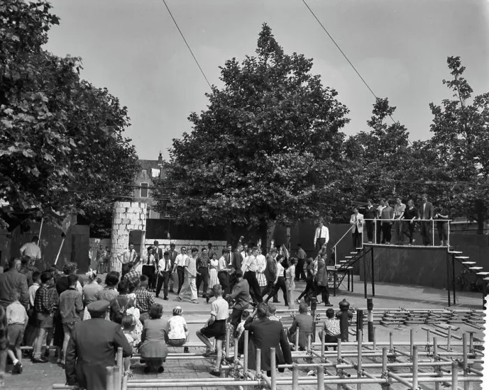 Framed Print : Anefo photo collection. Rehearsal ballet for the anniversary play in Delft. 30 June 1958. Delft, South Holland Framed Print : Anefo photo collection. Rehearsal ballet for the anniversary play in Delft. 30 June 1958. Delft, South Holland
