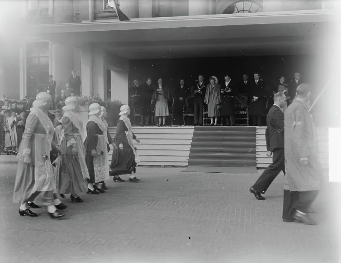 Framed Print : Anefo photo collection. Series: Visit Queen Juliana and Prince Bernhard to Friesland Framed Print : Anefo photo collection. Series: Visit Queen Juliana and Prince Bernhard to Friesland