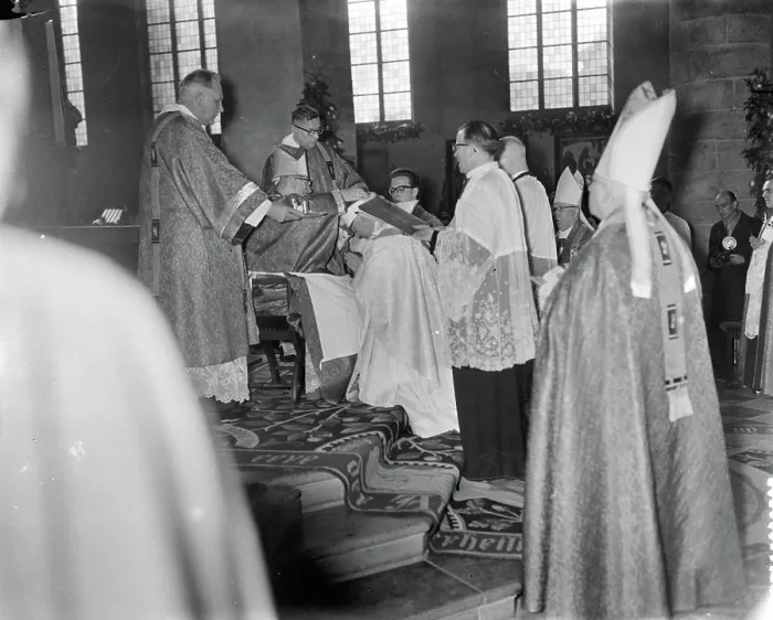 Framed Print : Anefo photo collection. Solemn bishop equivalence from Mgr Framed Print : Anefo photo collection. Solemn bishop equivalence from Mgr