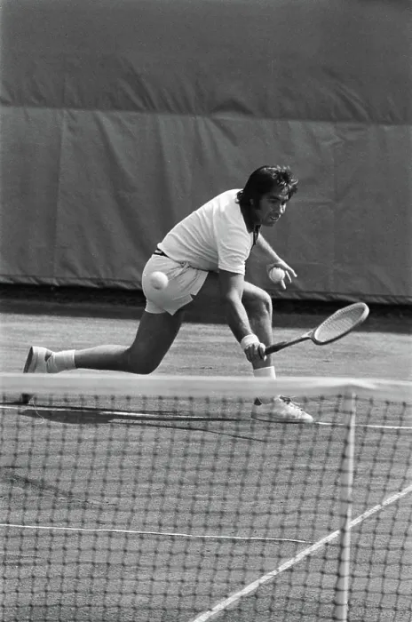 Framed Print : Anefo photo collection. Tennis Championships Milk House, Santana in Aktie. July 14, 1976