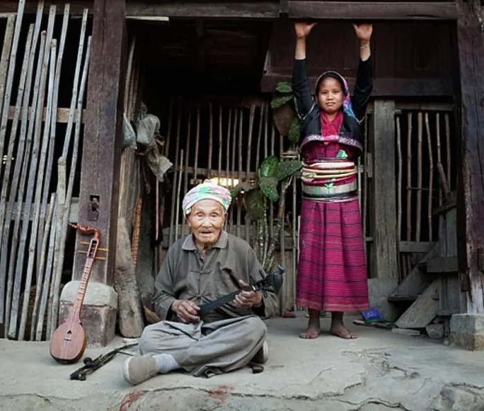 Framed Print : Ang women in a hut, Myanmar Framed Print : Ang women in a hut, Myanmar