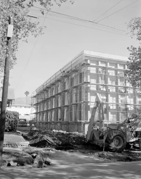 Framed Print : APPLYING FINISH COAT OF PLASTER TO EXTERIOR OF NEW WING OF OBSERVATORY OFFICE BUILDING