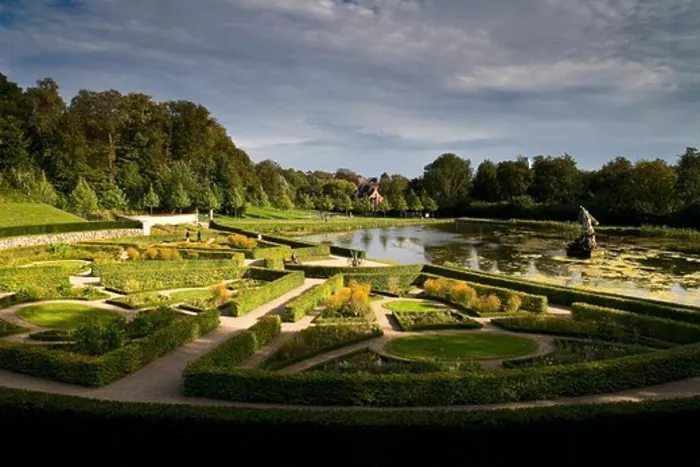 Framed Print : Barock terrace garden with lake, Neuwerkgarten, Gottorf Castle, Schleswig, Schleswig-Holstein, Germany, Europe Framed Print : Barock terrace garden with lake, Neuwerkgarten, Gottorf Castle, Schleswig, Schleswig-Holstein, Germany, Europe
