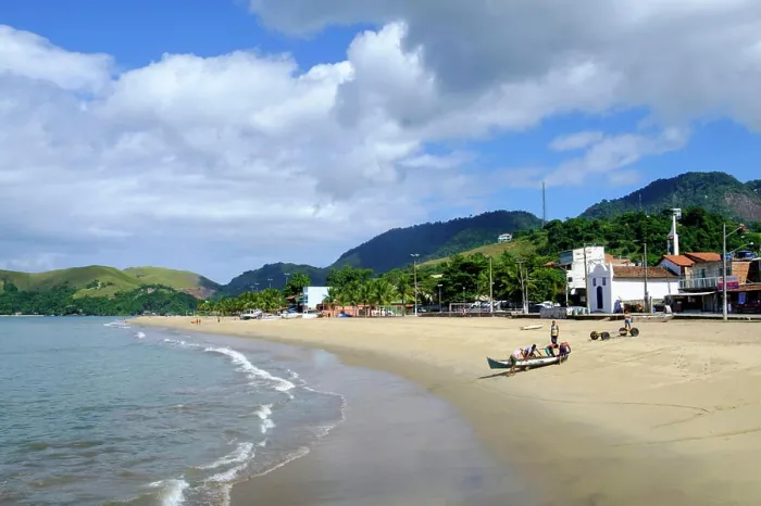 Framed Print : The beach in Abraao village on Ilha Grande, Brazil's Green Coast, Brazil, South America