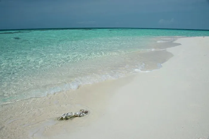 Framed Print : Belize. Goff Caye, a popular Barrier Reef island just offshore from Belize City