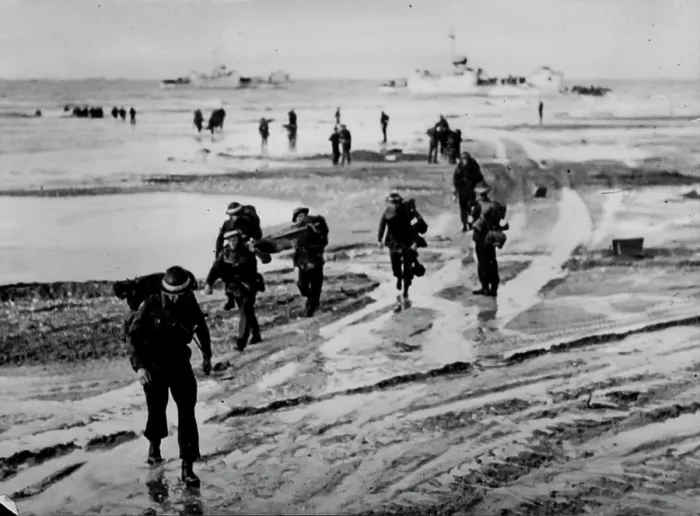 Framed Print : More British Assault Troops Land On The Beaches Of Normandy -- British troops continue to land on the beach-heads of Framed Print : More British Assault Troops Land On The Beaches Of Normandy -- British troops continue to land on the beach-heads of