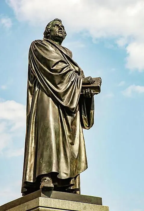 Framed Print : Bronce Statue of Martin Luther in Dresden, built by Adolf von Donndorf in 1885 Framed Print : Bronce Statue of Martin Luther in Dresden, built by Adolf von Donndorf in 1885