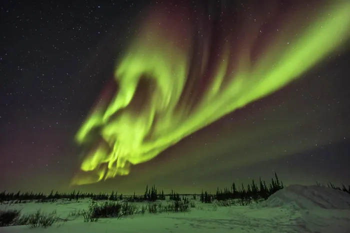 Framed Print : A classic complex of auroral curtains in the northeast sky