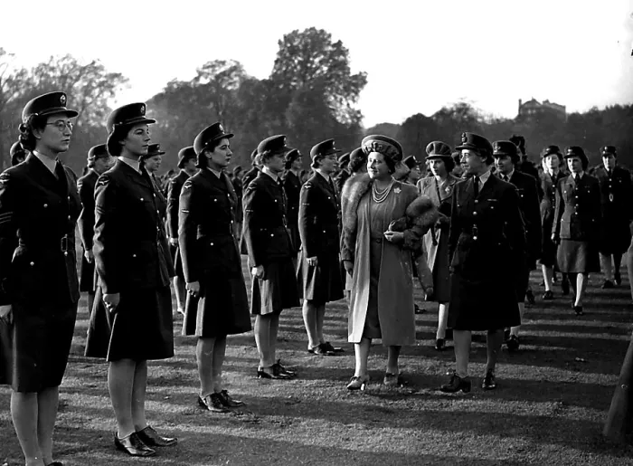 Framed Print : As a climax to their war service in Britain Framed Print : As a climax to their war service in Britain