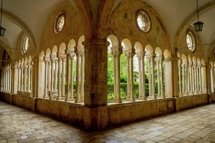Framed Print : The colonnade of the cloister of the Franciscan Church and Monastery in the old town of Dubrovnik in southern Croatia