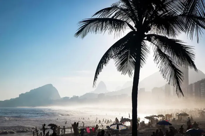 Framed Print : Copacabana, Rio de Janeiro, Brazil Framed Print : Copacabana, Rio de Janeiro, Brazil