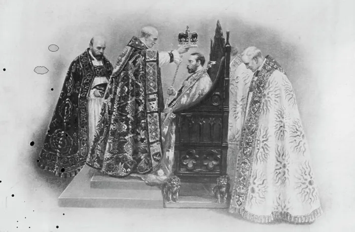 Framed Print : Coronation - The Crowning of the King George V by the Archbishop of Canterbury Framed Print : Coronation - The Crowning of the King George V by the Archbishop of Canterbury
