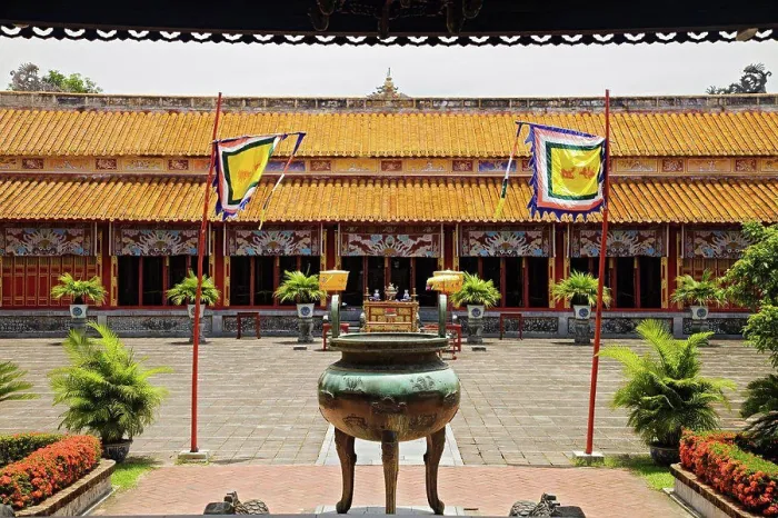Framed Print : An courtyard and ceremonial hall in the Old Imperial City of Hue, Central Vietnam Framed Print : An courtyard and ceremonial hall in the Old Imperial City of Hue, Central Vietnam