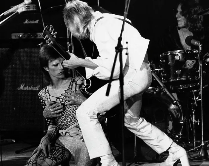 Framed Print : David bowie, mick ronson, marquee club, london 1970 Framed Print : David bowie, mick ronson, marquee club, london 1970