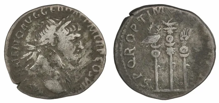 Framed Print : denarius. Trajan (cesarz rzymski ; 98-117), emperor Framed Print : denarius. Trajan (cesarz rzymski ; 98-117), emperor