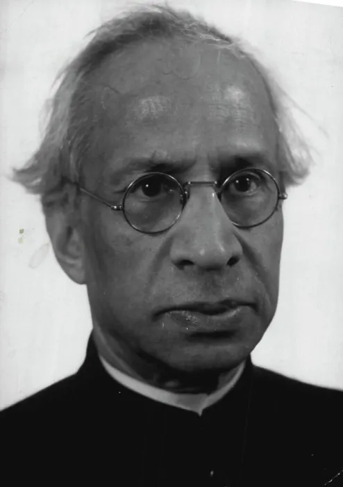 Framed Print : Dr. Sarvepalli Radhakrishnan - Former Indian Ambassador to Moscow is returning to Delhi for election as unopposed