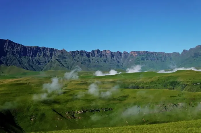 Framed Print : Drakensberg Scenery in the Cathedral Peak region of the Ukhahlamba Drakensberg Park Framed Print : Drakensberg Scenery in the Cathedral Peak region of the Ukhahlamba Drakensberg Park