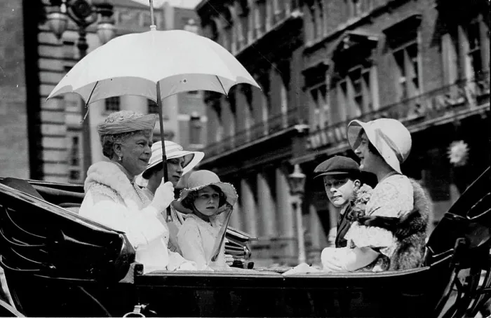 Framed Print : Duchess of York and Members of the Royal Family -- Left to Right: Queen Mary