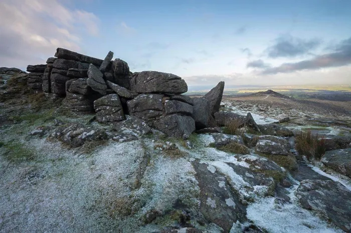 Framed Print : A dusting of snow at Belstone Common on Dartmoor