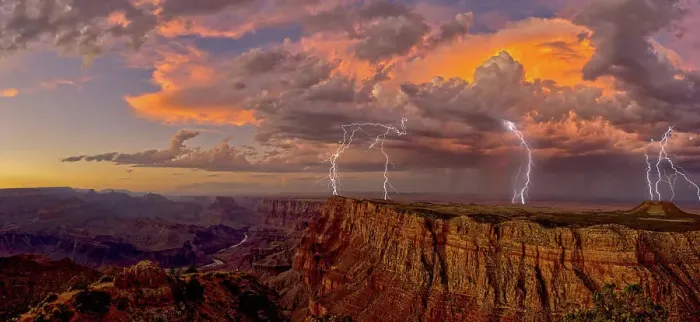 Framed Print : An evening thunderstorm approaching the Grand Canyon in Arizona Framed Print : An evening thunderstorm approaching the Grand Canyon in Arizona
