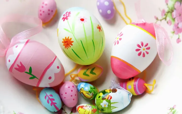 Framed Print : Festivals, Religious, Easter, Painted eggs in bowl Framed Print : Festivals, Religious, Easter, Painted eggs in bowl
