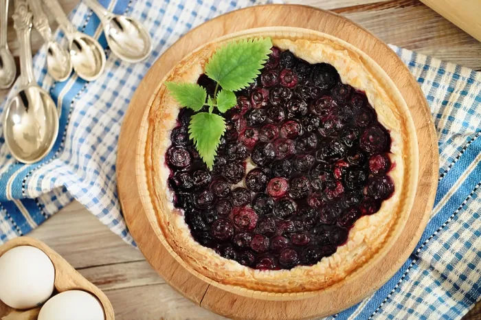 Framed Print : Freshly baked homemade blueberry pie with blueberries Framed Print : Freshly baked homemade blueberry pie with blueberries