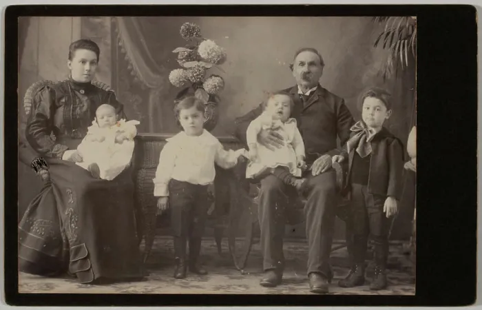 Framed Print : Gelatin silver print - Portrait of an unidentified family Framed Print : Gelatin silver print - Portrait of an unidentified family