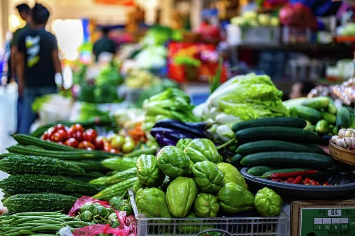 Framed Print : Gemüse auf dem Badung-Markt Vegetables on Badung Market Framed Print : Gemüse auf dem Badung-Markt Vegetables on Badung Market