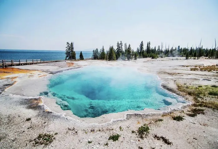 Framed Print : geothermal pool in Yellowstone National Park, Wyoming Framed Print : geothermal pool in Yellowstone National Park, Wyoming