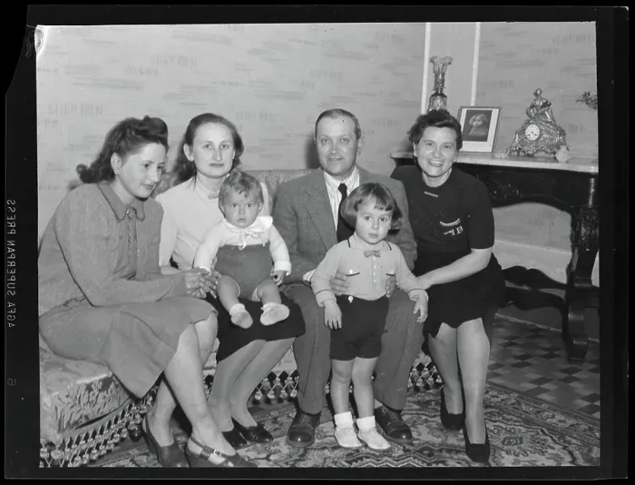 Framed Print : Group, Children. Samuel Chamberlain Photograph Negatives Collection Framed Print : Group, Children. Samuel Chamberlain Photograph Negatives Collection