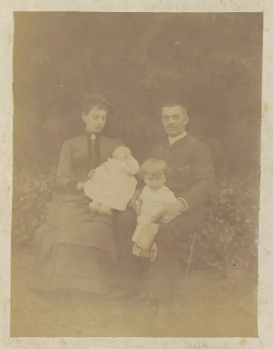 Framed Print : Group portrait of a French couple with two children Framed Print : Group portrait of a French couple with two children