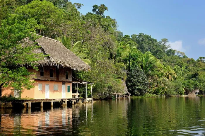 Framed Print : Guatemala, Rio Dulce, house Framed Print : Guatemala, Rio Dulce, house
