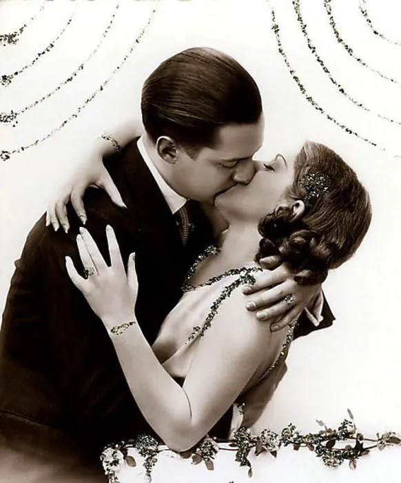 Framed Print : Historic photograph, kiss, around 1930 Framed Print : Historic photograph, kiss, around 1930
