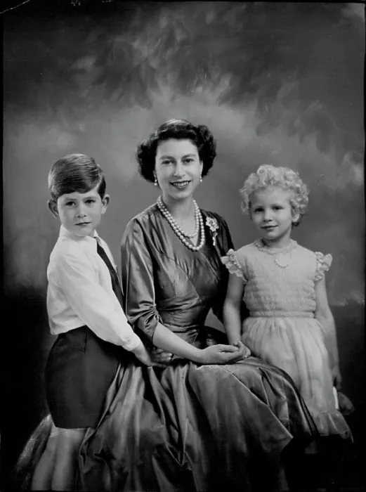 Framed Print : H.M. The Queen With H.R.H. Prince Charles And H