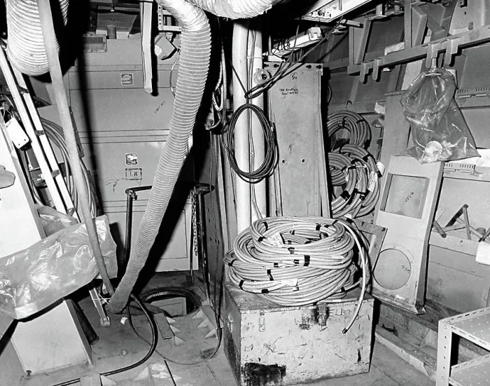Framed Print : An interior view of the sonar equipment room on the guided missile frigate USS VANDERGRIFT (FFG 48)