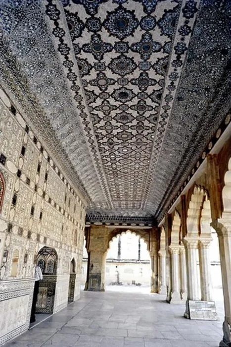 Framed Print : Interiors of palace of glasses, Sheesh Mahal, Amber Fort, Jaipur, Rajasthan, India Framed Print : Interiors of palace of glasses, Sheesh Mahal, Amber Fort, Jaipur, Rajasthan, India