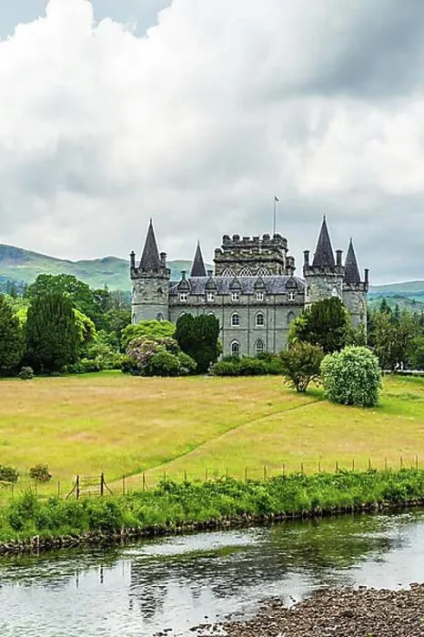 Framed Print : Inveraray Castle, Clan Campbell, Loch Fyne, Argyll, Scotland, UK