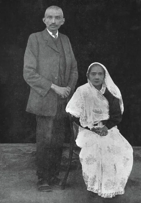 Framed Print : Kasturba and Mahatma Gandhi at Johannesburg Framed Print : Kasturba and Mahatma Gandhi at Johannesburg