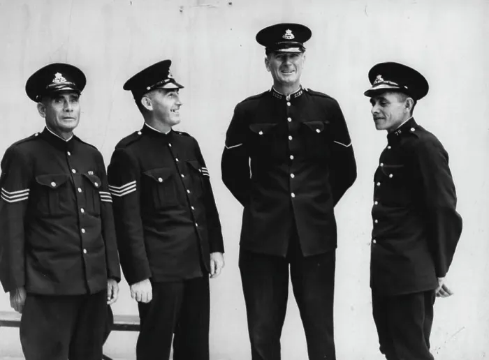 Framed Print : L to R - Sgt. A. Riley (Black Tracker), Sgt. Curran, Con. T. Tanner, Con. L. Kim (Black Tracker). August 13, 1945