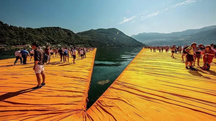 Framed Print : Lago d'Iseo, Floating piers of Christo Framed Print : Lago d'Iseo, Floating piers of Christo