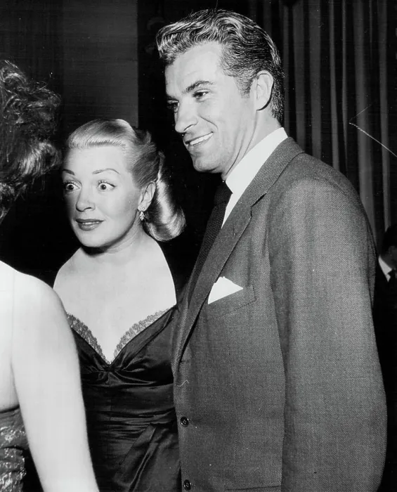 Framed Print : Lana Turner and Fernando Lamas. April 16, 1952 Framed Print : Lana Turner and Fernando Lamas. April 16, 1952