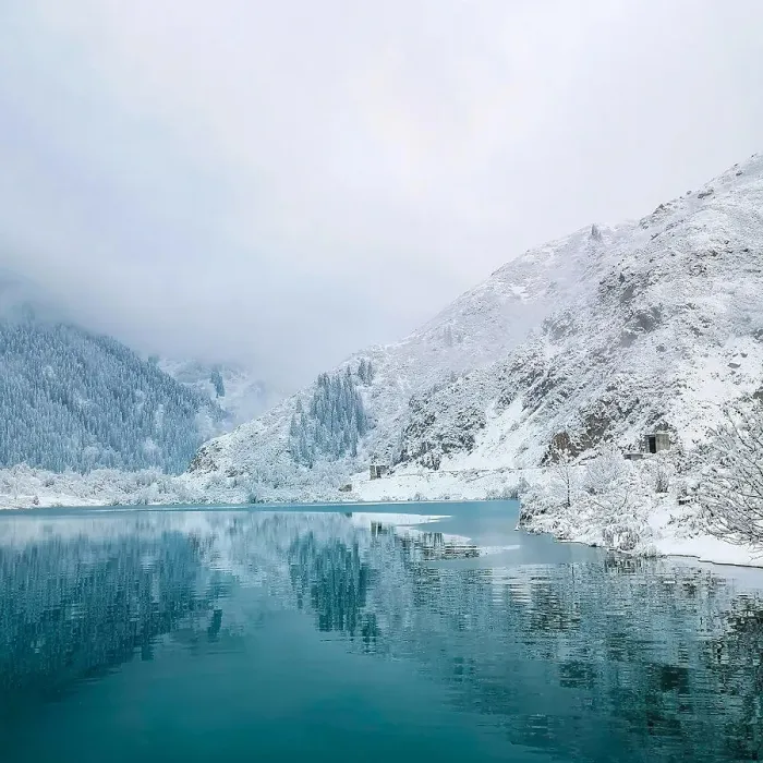 Framed Print : Landscape of a mountain lake in winter, square format Framed Print : Landscape of a mountain lake in winter, square format