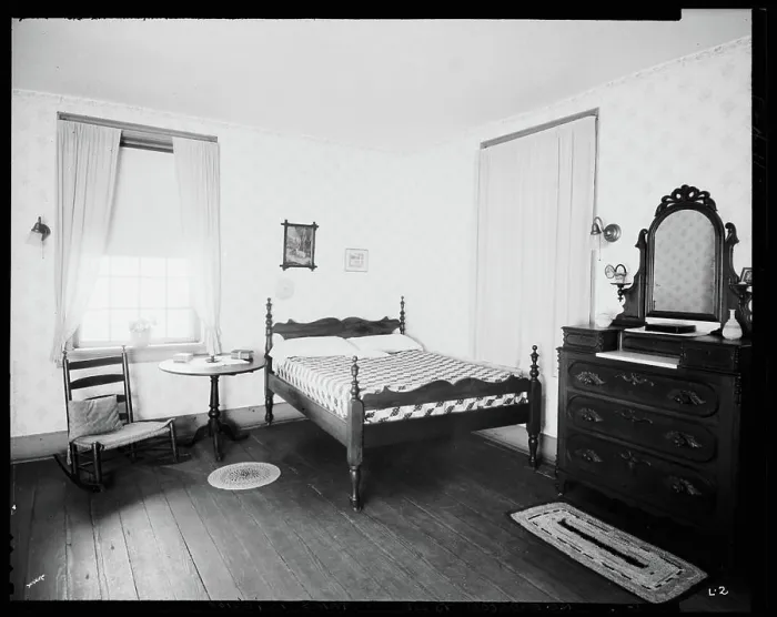 Framed Print : Llambias House, 31 St. Francis Street
