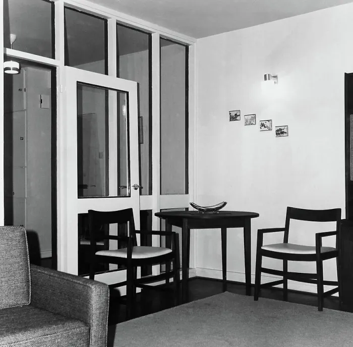 Framed Print : London - Multi-Unit Residential Building - 1965 Framed Print : London - Multi-Unit Residential Building - 1965