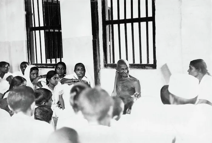 Framed Print : Mahatma Gandhi with his ashram workers at Sabarmati Ashram Framed Print : Mahatma Gandhi with his ashram workers at Sabarmati Ashram