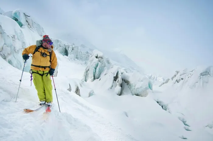 Framed Print : Man backcountry skiing, Vallee Blanche, Chamonix, Haute-Savoie, France Framed Print : Man backcountry skiing, Vallee Blanche, Chamonix, Haute-Savoie, France