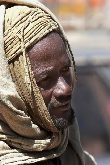 Framed Print : Man with turban, Monday Market, Djenne, Mali